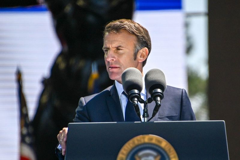 Эмманюэль Макрон не будет участвовать в президентских выборах