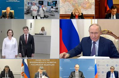 Владимир Путин по видеосвязи открыл новую поликлинику в Приморье